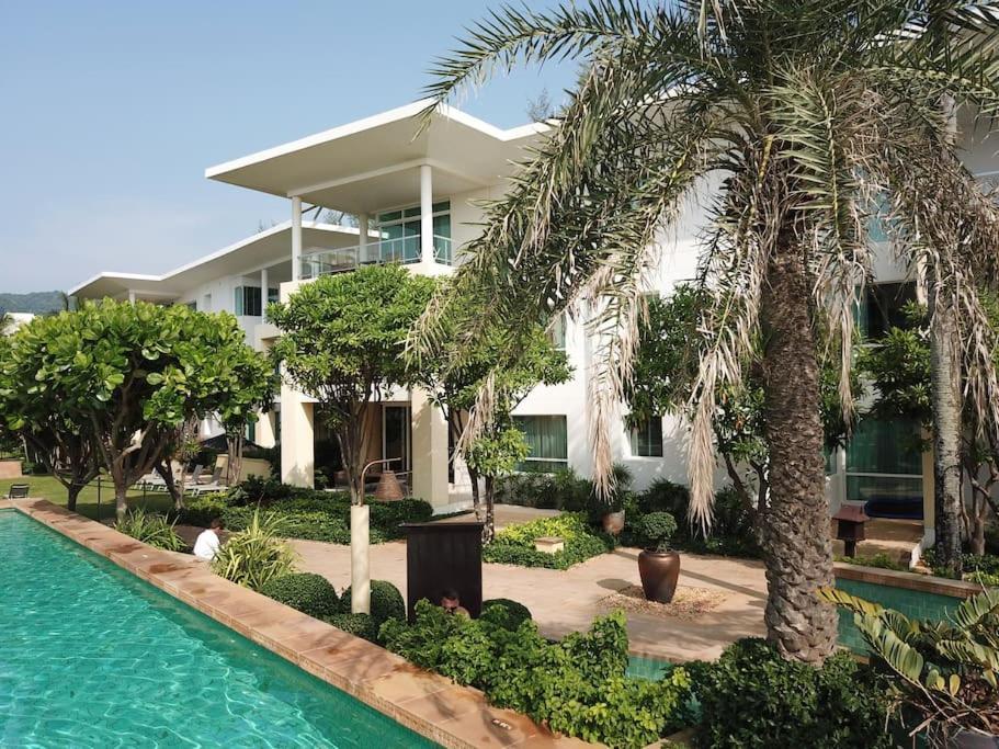 Karon Sea View Beach Apartment Exterior photo